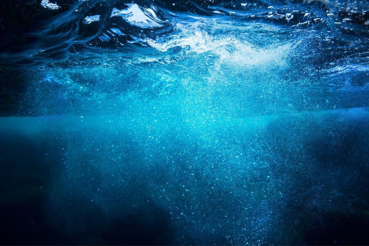 Traumdeutung Jemanden Ins Wasser Fallen Sehen Traumdeutung Wasser: Das Geheimnis Des Wassers In Träumen! - Sinnopedia