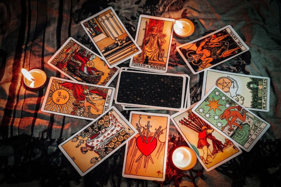 Tarotkarten Bedeutung: Geheimnisse Von Karten Im Tarot - Sinnopedia